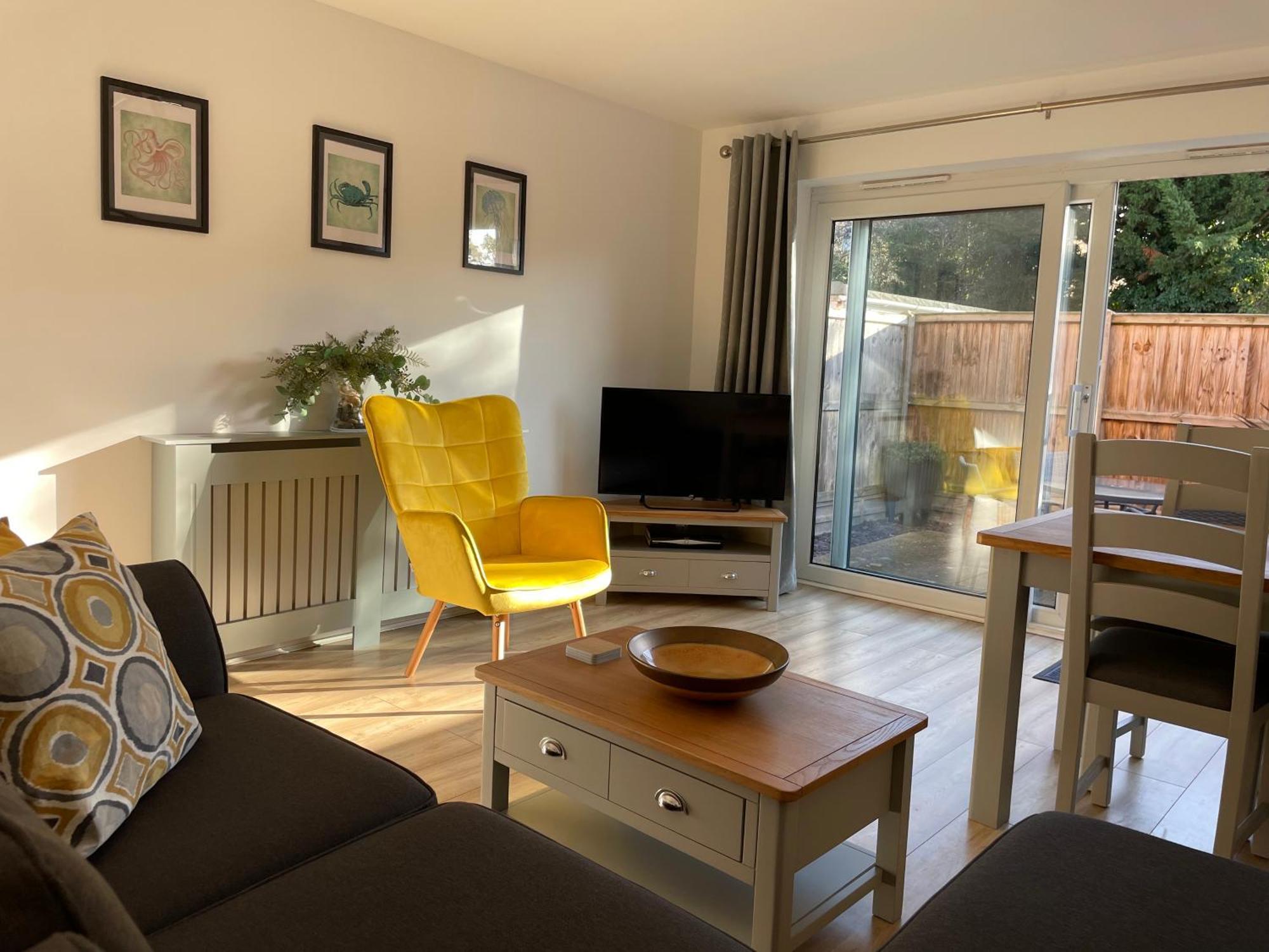 Villa The Seagull, With Driveway And Patio Garden Whitstable Esterno foto